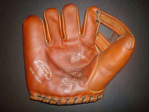 Bill Doak Rawlings H Lefty Front